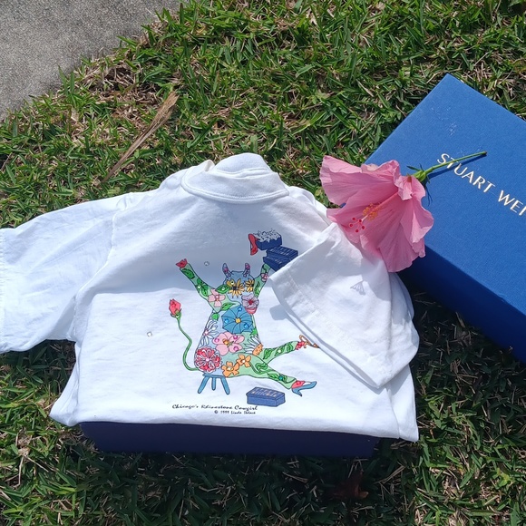 A Collector Sturart Weitzman Embellished Tee.Size small. - Picture 3 of 8